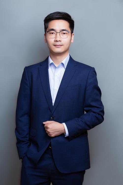 尤燕 跟组制片负责人